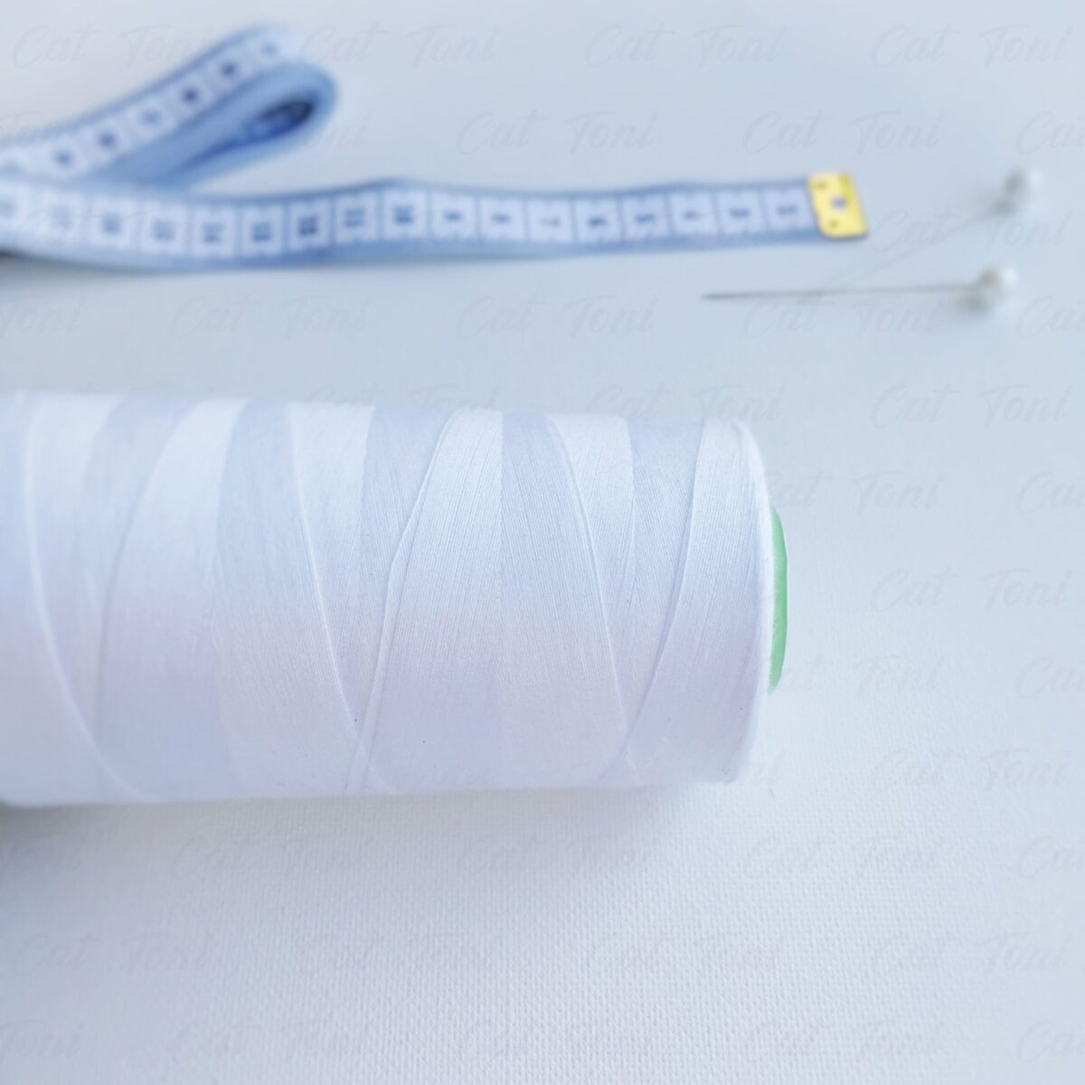 Швейная Купить Белая нитка бобина (5000ярд)